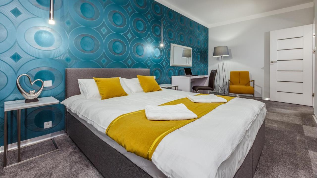 Apartamenty Homely Place Centrum - Stary Rynek - Parking 波兹南 外观 照片