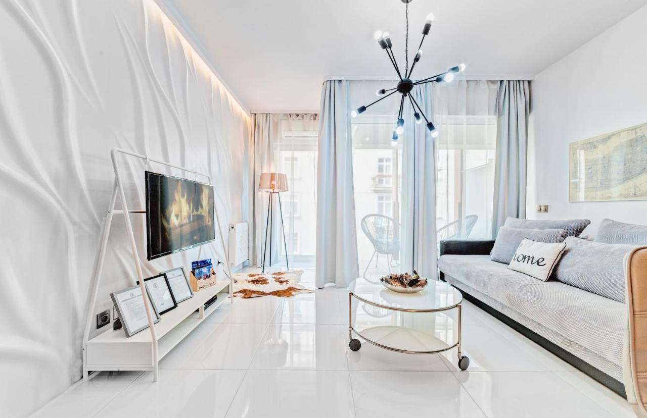 Apartamenty Homely Place Centrum - Stary Rynek - Parking 波兹南 外观 照片