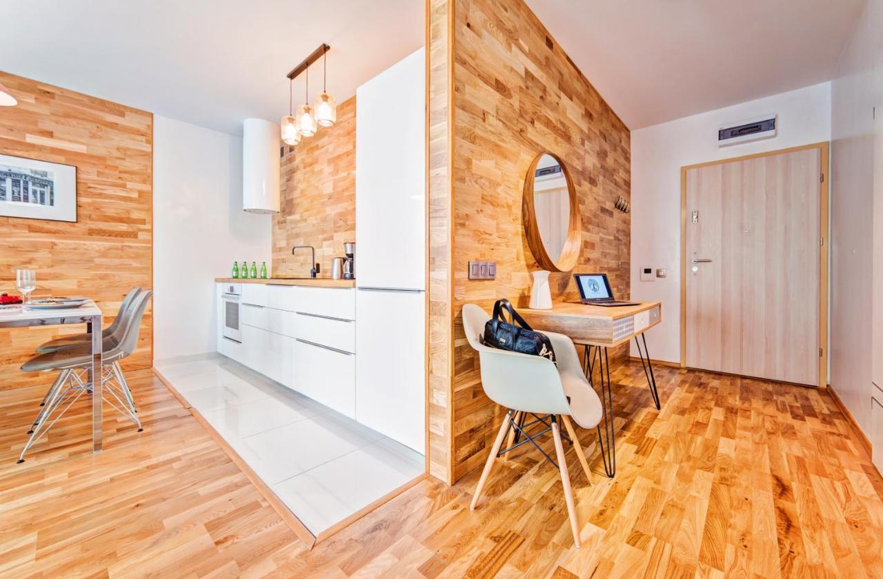 Apartamenty Homely Place Centrum - Stary Rynek - Parking 波兹南 外观 照片
