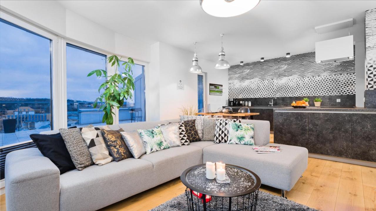 Apartamenty Homely Place Centrum - Stary Rynek - Parking 波兹南 外观 照片